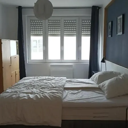 Belle Maison De Ville Renovee Et Confortable ヴィラ Cozes